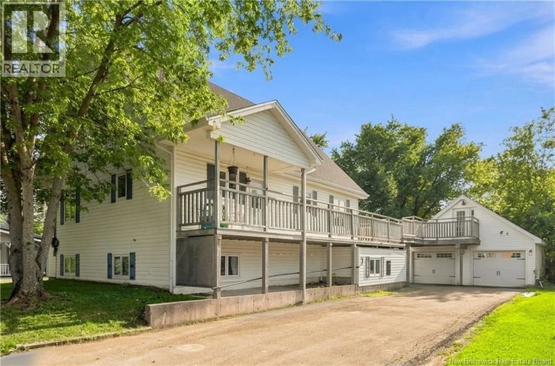 80 Third Avenue, Pointe-Du-Chêne, New Brunswick, E4P8H9, Pointe-Du-Chêne, New Brunswick — photo 1 of 5