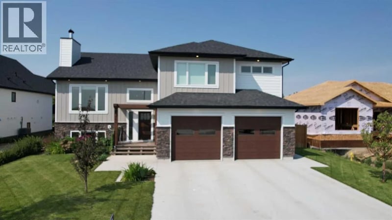 406 5 Avenue, Nobleford, Alberta, T0L1S0, Nobleford, Alberta — photo 1 of 5