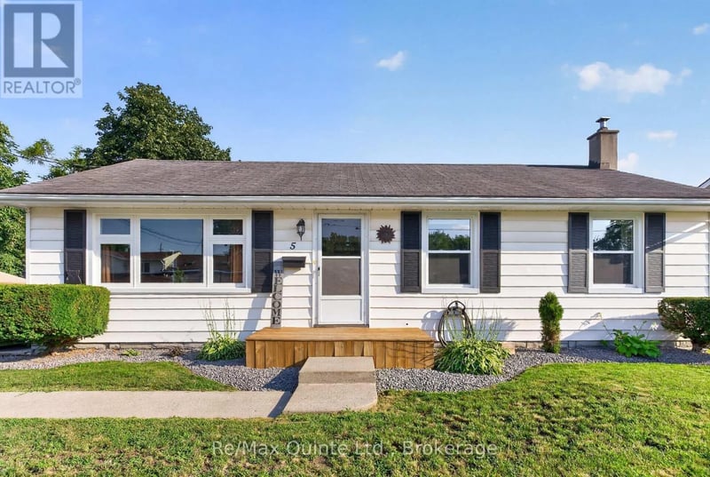5 WILKINS Street, Belleville (Belleville Ward), Ontario, K8P1P2, Belleville (Belleville Ward), Ontario — photo 1 of 5
