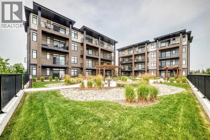 200 Seton Circle Southeast, Calgary, Alberta, T3M3X2, Calgary, Alberta — photo 1 of 5