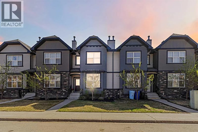 121 Sandpiper Road, Fort McMurray, Alberta, T9K0L9, Fort McMurray, Alberta — photo 1 of 5
