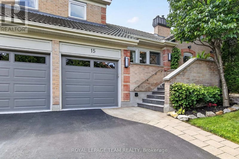 15 Kintail Court, Ottawa, Ontario, K2S1G8, Ottawa, Ontario — photo 1 of 5