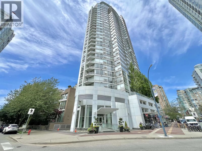 #1002 1201 MARINASIDE Crescent, Vancouver, British Columbia, V6Z2V2, Vancouver, British Columbia — photo 1 of 5
