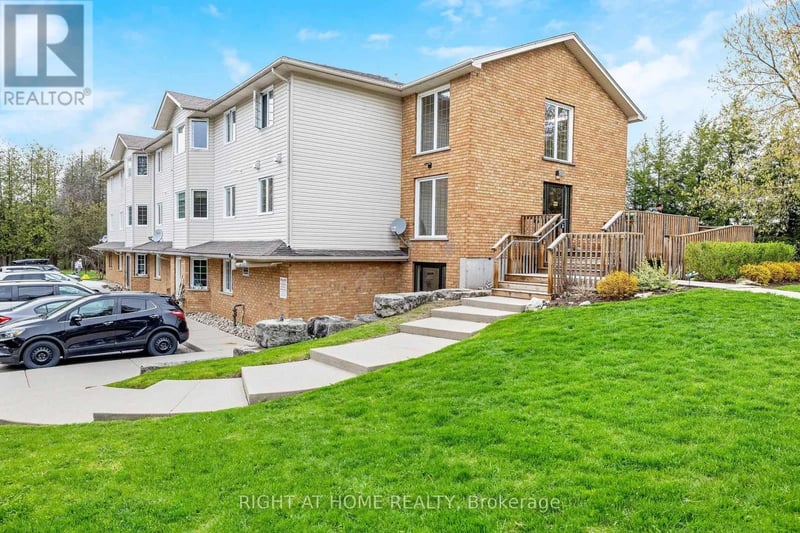 #203 264 Alma Street, Guelph/Eramosa (Rockwood), Ontario, N0B2K0, Guelph/Eramosa (Rockwood), Ontario — photo 1 of 5