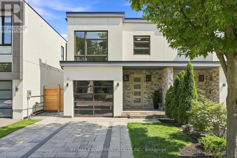 65 Forest Avenue, Mississauga (Port Credit), Ontario, L5G1L3, Mississauga (Port Credit), Ontario — photo 1 of 5