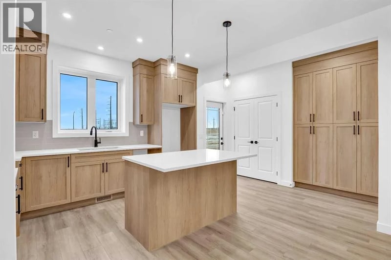 45 Hotchkiss Gardens Southeast, Calgary, Alberta, T3S0T6, Calgary, Alberta — photo 1 of 5
