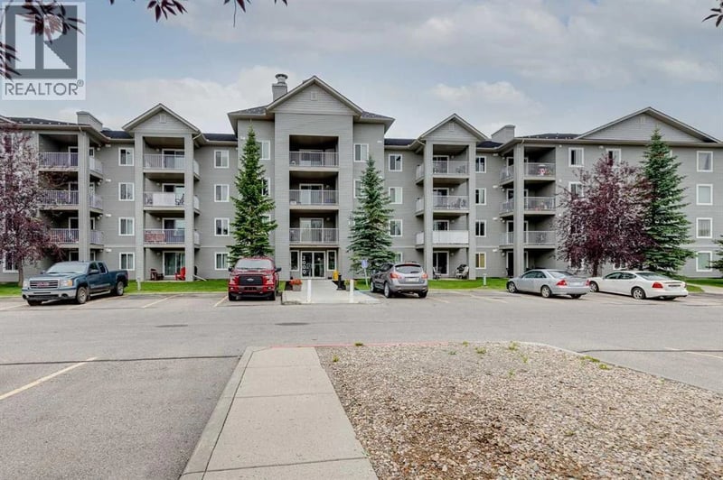 604 8 Street Southwest, Airdrie, Alberta, T4B2W4, Airdrie, Alberta — photo 1 of 5