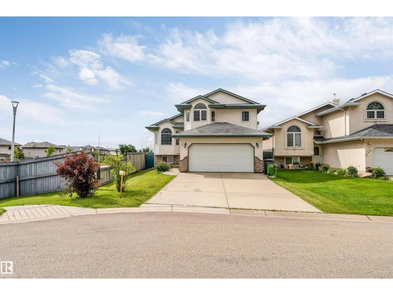 5119 157 AV NW, Edmonton, Alberta, T5Y2X5, Edmonton, Alberta — photo 1 of 5