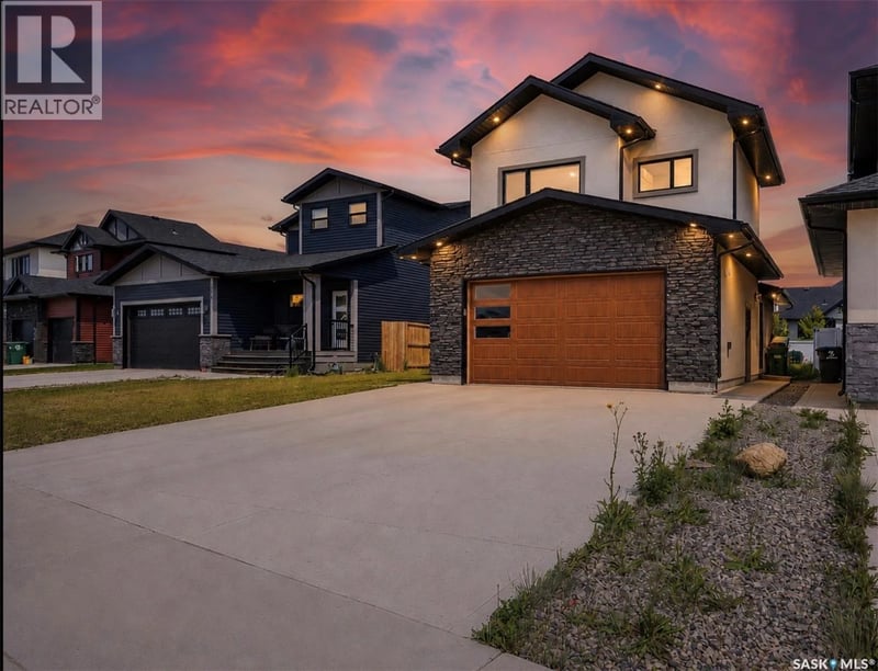 106 Kenaschuk CRESCENT, Saskatoon, Saskatchewan, S7W0Y6, Saskatoon, Saskatchewan — photo 1 of 5