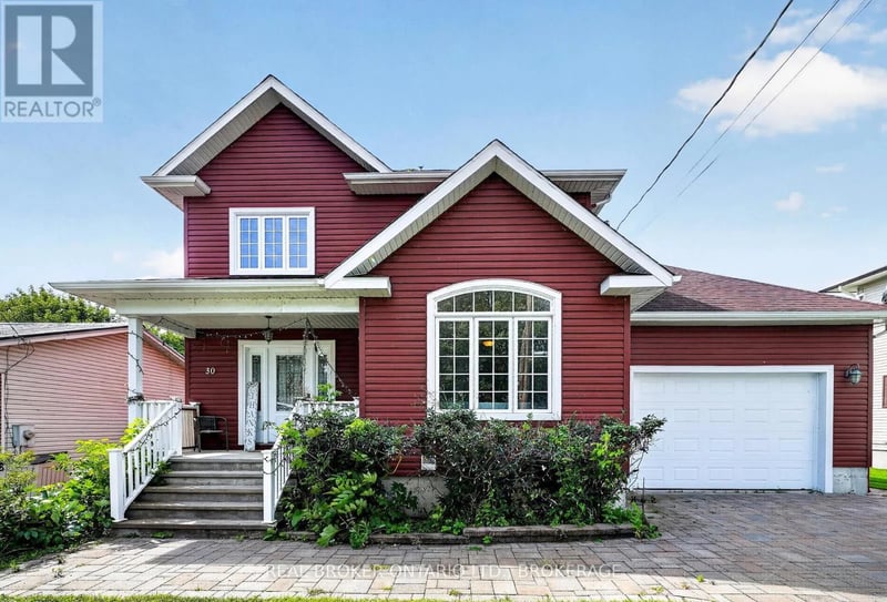 30 High Street, South Glengarry, Ontario, K0C1M0, South Glengarry, Ontario — photo 1 of 5