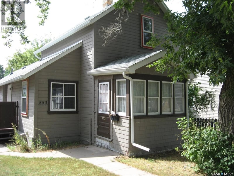 553 Athabasca STREET W, Moose Jaw, Saskatchewan, S6H2C5, Moose Jaw, Saskatchewan — photo 1 of 5