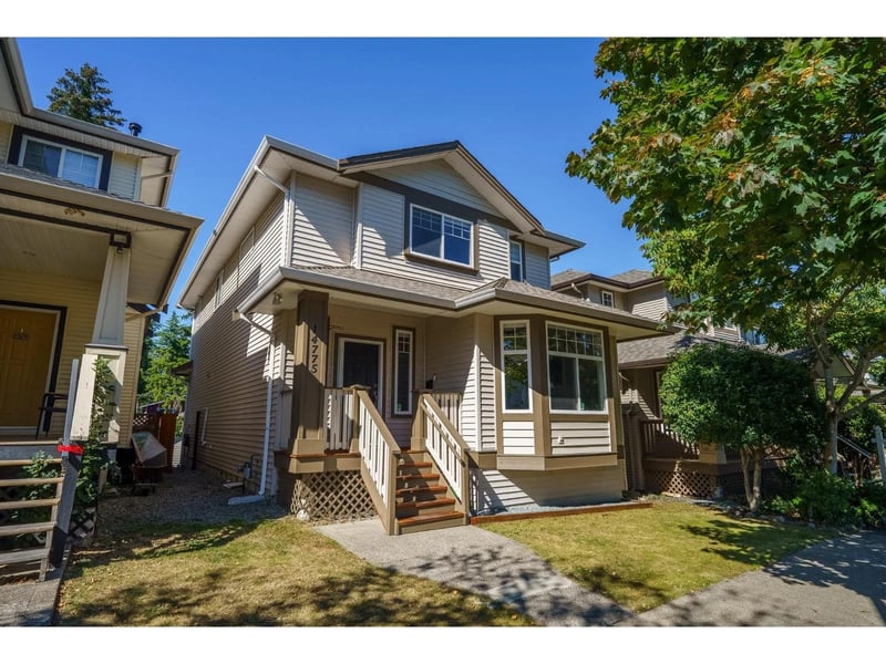14775 59A Avenue, Surrey, British Columbia, V3S0R6, Surrey, British Columbia — photo 1 of 5