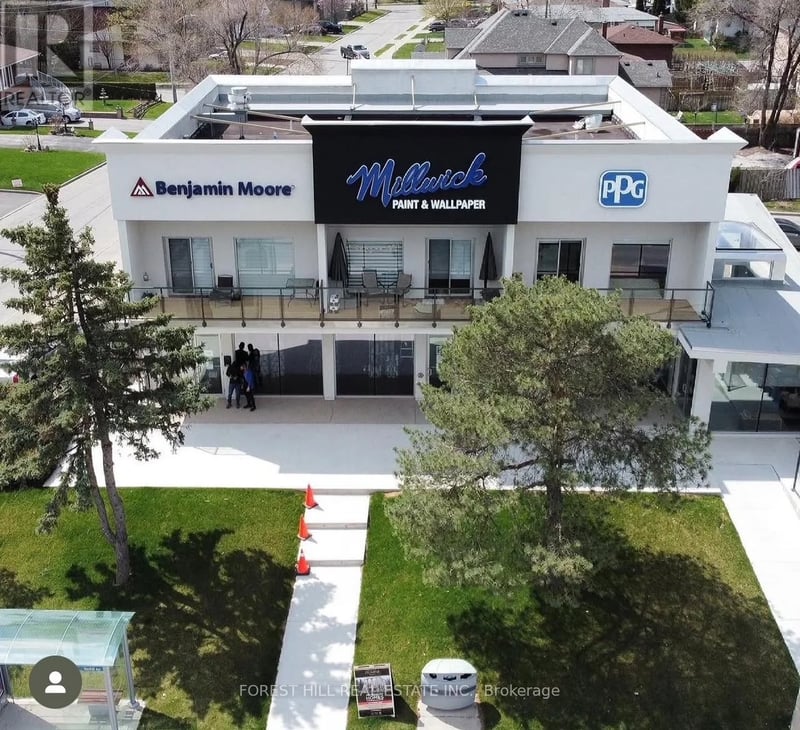 #2958A 2958 Islington Avenue Northwest, Toronto (Humber Summit), Ontario, M9L2K6, Toronto (Humber Summit), Ontario — photo 1 of 5