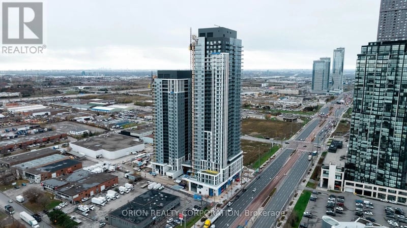 #208 5 Meadowdale Road, Vaughan (Vaughan Corporate Centre), Ontario, L4K0C7, Vaughan (Vaughan Corporate Centre), Ontario — photo 1 of 5