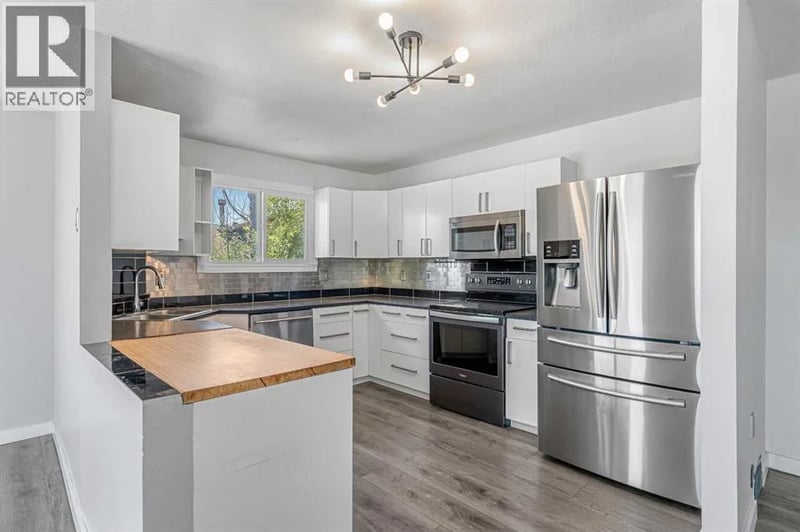 6824 Temple Drive Northeast, Calgary, Alberta, T1Y4X8, Calgary, Alberta — photo 1 of 5