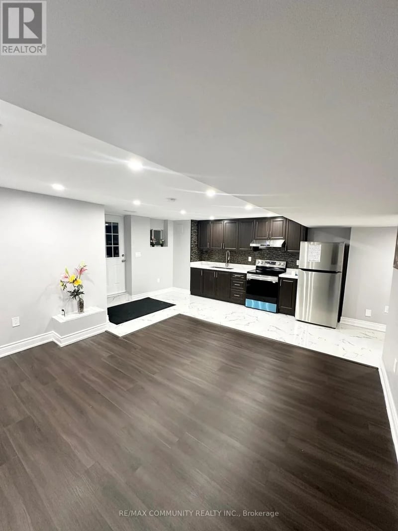 #Basement 6962 14th Avenue, Markham (Box Grove), Ontario, L6B0G6, Markham (Box Grove), Ontario — photo 1 of 5