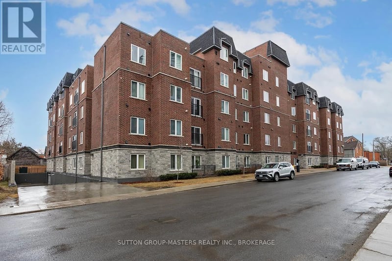 #413 501 Frontenac Street, Kingston (Central City East), Ontario, K7K4L9, Kingston (Central City East), Ontario — photo 1 of 5
