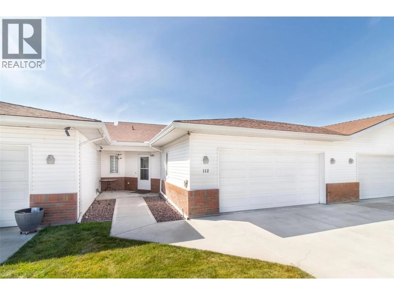 #112 1885 Parkview Crescent, Kelowna, British Columbia, V1X7E2, Kelowna, British Columbia — photo 1 of 5