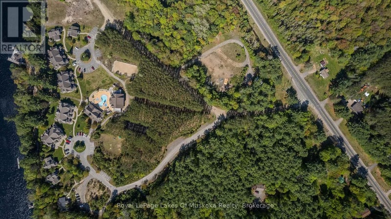 #V12 w 10 1020 Birch Glen Road, Lake of Bays (Mclean), Ontario, P0B1A0, Lake of Bays (Mclean), Ontario — photo 1 of 5