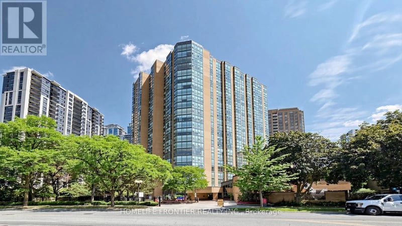 #203 131 Beecroft Road, Toronto (Lansing-Westgate), Ontario, M2N6G9, Toronto (Lansing-Westgate), Ontario — photo 1 of 5