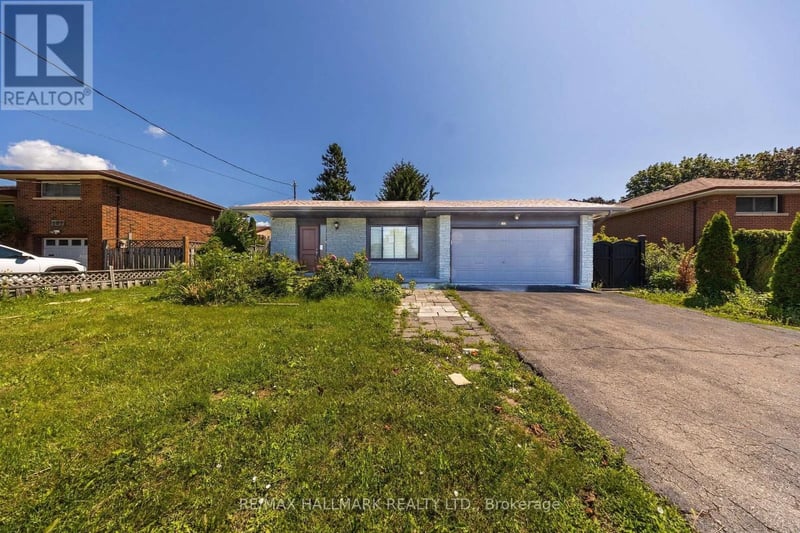109 Thickson Road South, Whitby (Blue Grass Meadows), Ontario, L1N2C7, Whitby (Blue Grass Meadows), Ontario — photo 1 of 5