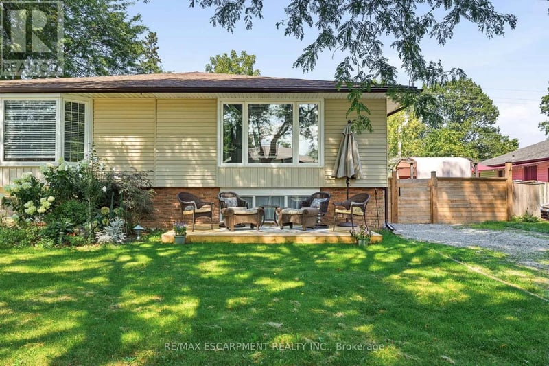 3 Glengrove Avenue, Grimsby (Grimsby Beach), Ontario, L3M4L6, Grimsby (Grimsby Beach), Ontario — photo 1 of 5
