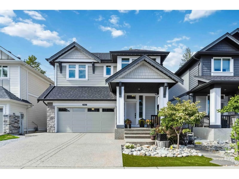 20427 78B Avenue, Langley, British Columbia, V2Y1X4, Langley, British Columbia — photo 1 of 5