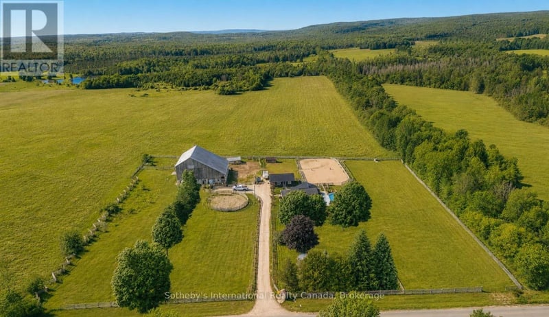 467435 12th Concession B Corners, Grey Highlands, Ontario, N0C1C0, Grey Highlands, Ontario — photo 1 of 5
