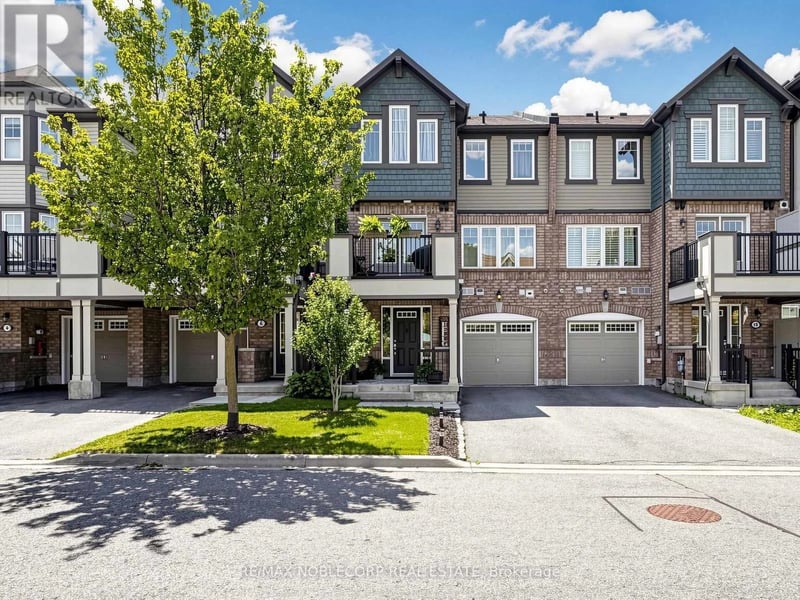 8 Deancrest Road, Brampton (Northwest Brampton), Ontario, L7A0W1, Brampton (Northwest Brampton), Ontario — photo 1 of 5