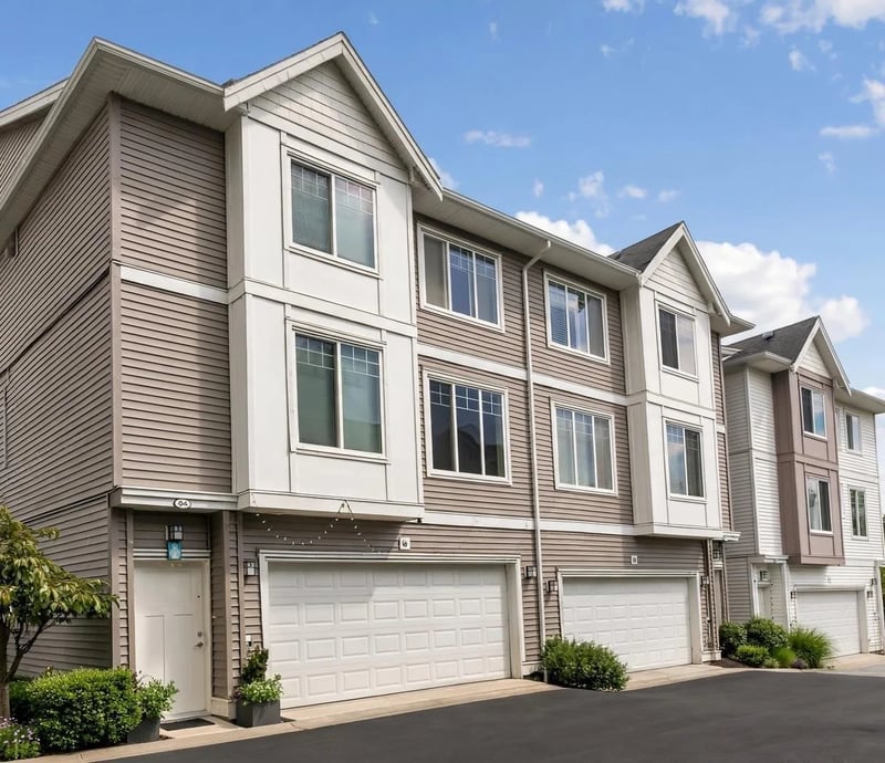 #4 8033 166B Street, Surrey, British Columbia, V4N0G7, Surrey, British Columbia — photo 1 of 5