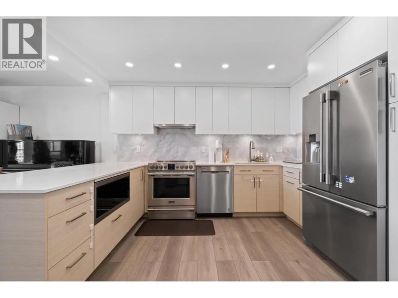 #1404 4350 BERESFORD Street, Burnaby, British Columbia, V5H4K9, Burnaby, British Columbia — photo 1 of 5