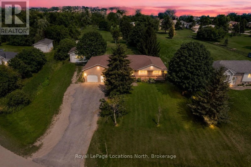 28 Marl Creek Drive, Springwater (Phelpston), Ontario, L0L2K0, Springwater (Phelpston), Ontario — photo 1 of 5