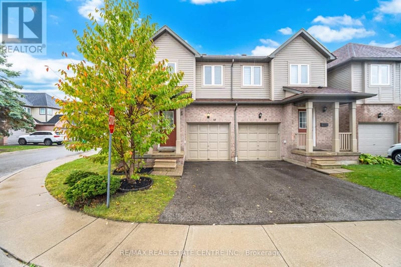#48 5255 Guildwood Way, Mississauga (Hurontario), Ontario, L5R4A8, Mississauga (Hurontario), Ontario — photo 1 of 5
