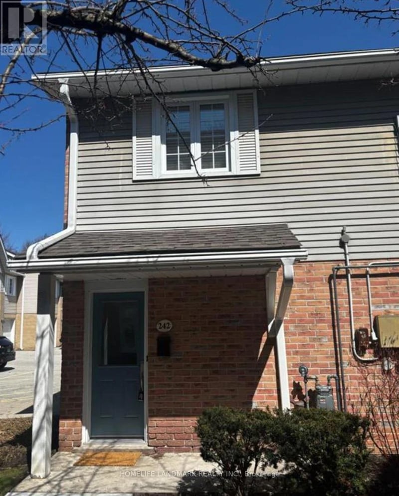 #242 2110 Cleaver Avenue, Burlington (Headon), Ontario, L7M3Z3, Burlington (Headon), Ontario — photo 1 of 5
