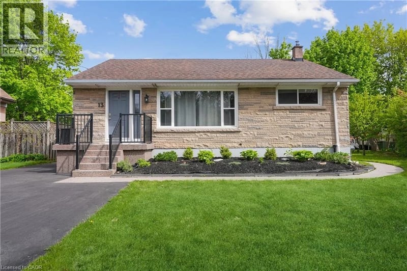 #Lower 13 BEAUCOURT Place, Hamilton, Ontario, L8S2P8, Hamilton, Ontario — photo 1 of 5