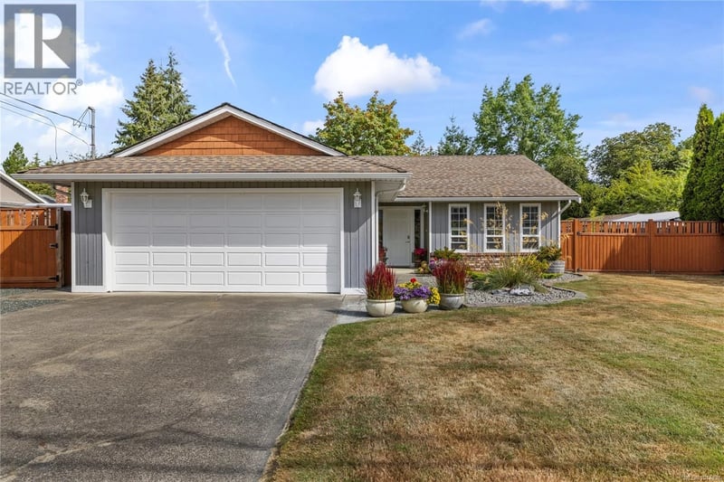 1253 Ormonde Road, French Creek, British Columbia, V9P1W4, French Creek, British Columbia — photo 1 of 5