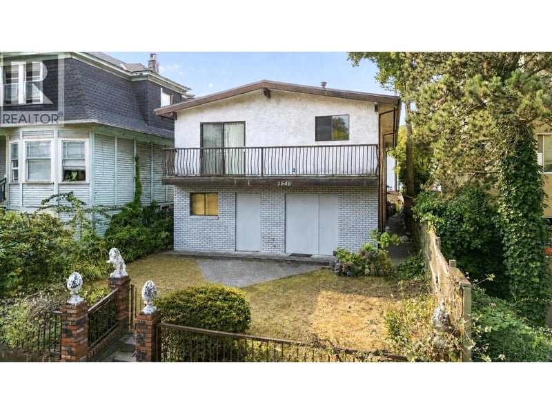 1546 ADANAC Street, Vancouver, British Columbia, V5L2C5, Vancouver, British Columbia — photo 1 of 5