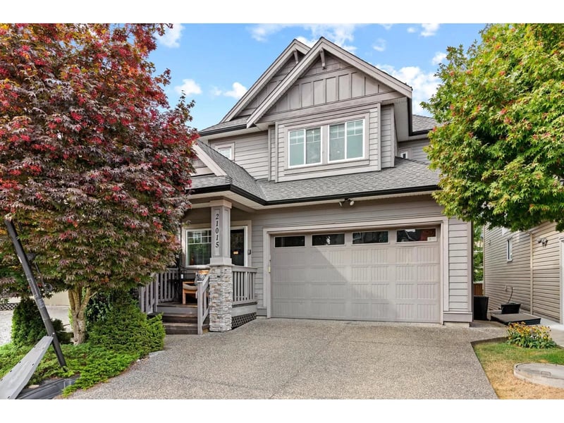 21015 80A Avenue, Langley, British Columbia, V2J0J4, Langley, British Columbia — photo 1 of 5