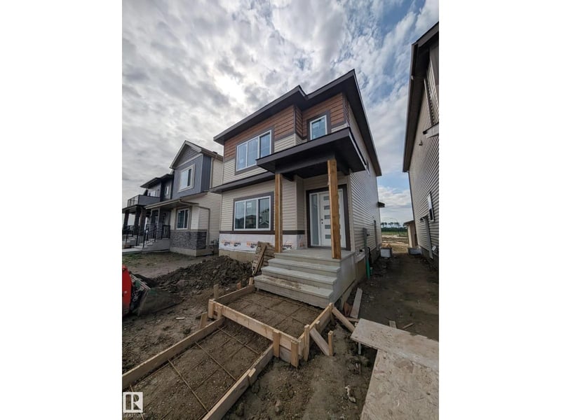 348 ROBERTS WD, Leduc, Alberta, T9E1P8, Leduc, Alberta — photo 1 of 5