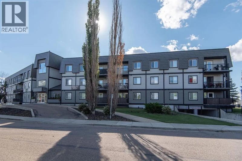 3730 50 Avenue, Red Deer, Alberta, T4N3Y8, Red Deer, Alberta — photo 1 of 5