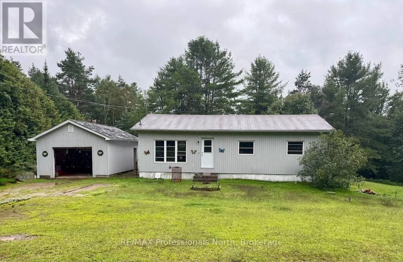 2584 Contau Lake Road, Highlands East (Glamorgan), Ontario, K0M1R0, Highlands East (Glamorgan), Ontario — photo 1 of 5