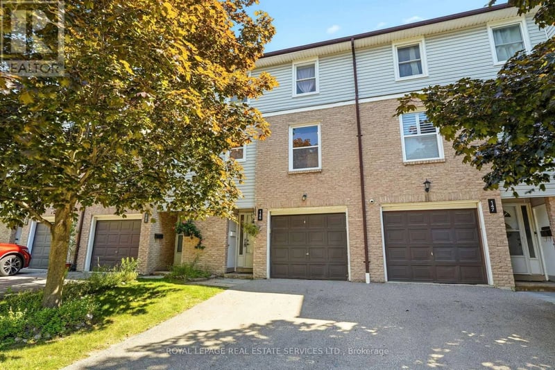 #146 2440 Bromsgrove Road, Mississauga (Clarkson), Ontario, L5J4J7, Mississauga (Clarkson), Ontario — photo 1 of 5