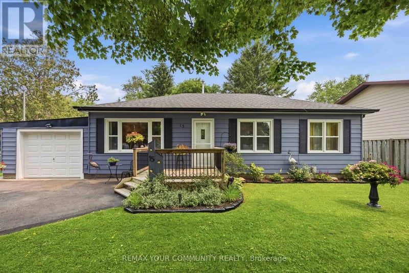 15 Georgina Street, Georgina (Sutton & Jackson's Point), Ontario, L0E1R0, Georgina (Sutton & Jackson's Point), Ontario — photo 1 of 5