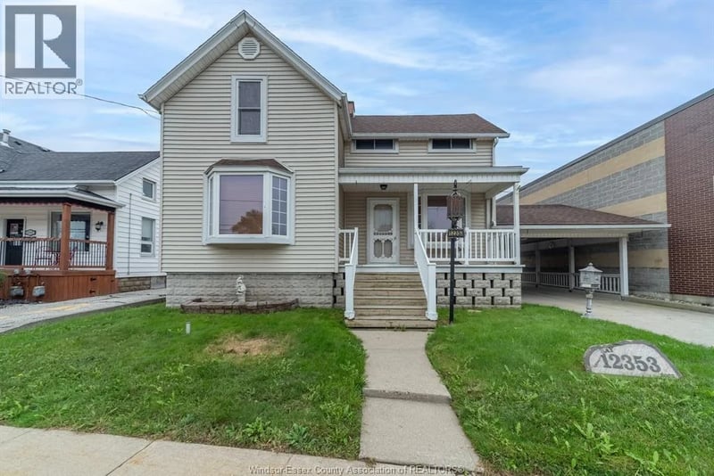 12353 TECUMSEH Road East, Tecumseh, Ontario, N8N1M5, Tecumseh, Ontario — photo 1 of 5