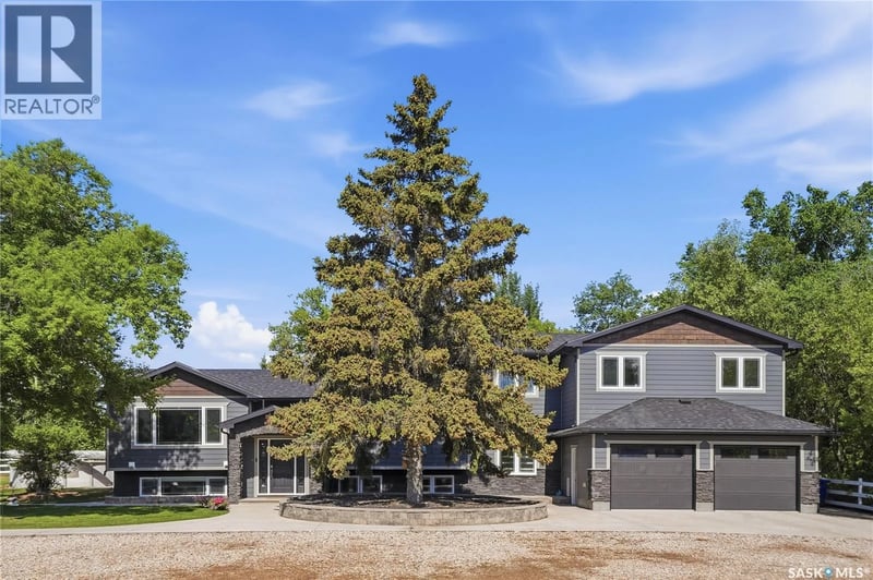 701 Main STREET, Hague, Saskatchewan, S0K1X0, Hague, Saskatchewan — photo 1 of 5