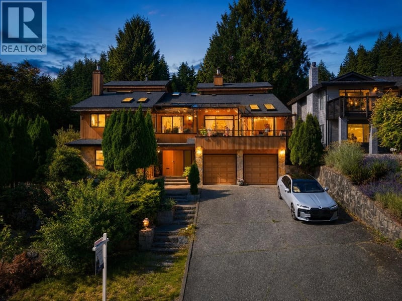 2940 DRESDEN Way, North Vancouver, British Columbia, V7H1P6, North Vancouver, British Columbia — photo 1 of 5