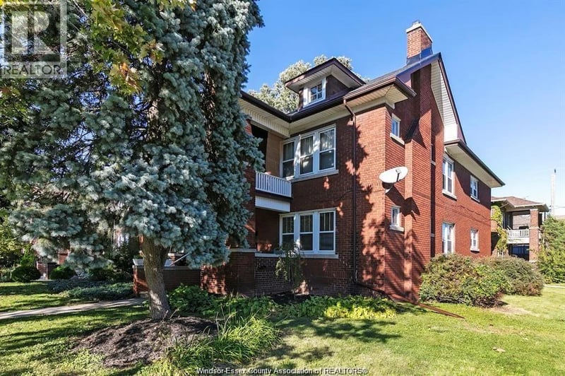 1596 Victoria, Windsor, Ontario, N8X1P5, Windsor, Ontario — photo 1 of 5