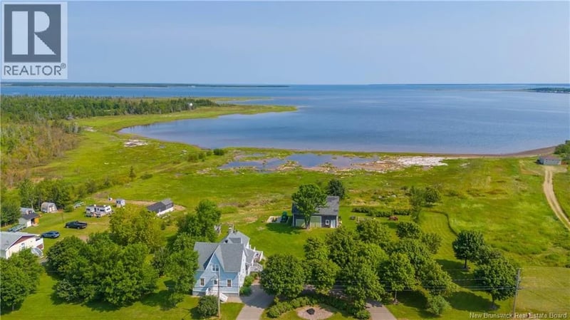436 Haut-Shippagan Road, Haut-Shippagan, New Brunswick, E8S2R1, Haut-Shippagan, New Brunswick — photo 1 of 5