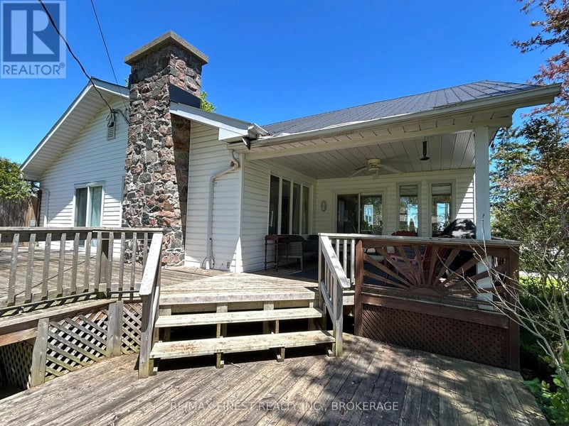 174 County Road 4, Loyalist (Lennox and Addington - South), Ontario, K0H1G0, Loyalist (Lennox and Addington - South), Ontario — photo 1 of 5