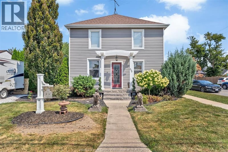 858 LESPERANCE, Tecumseh, Ontario, M8N1W7, Tecumseh, Ontario — photo 1 of 5